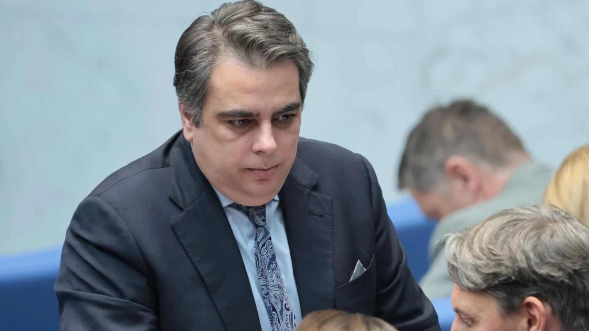 Оперирането на рафинерия не е като оперирането на Lafka