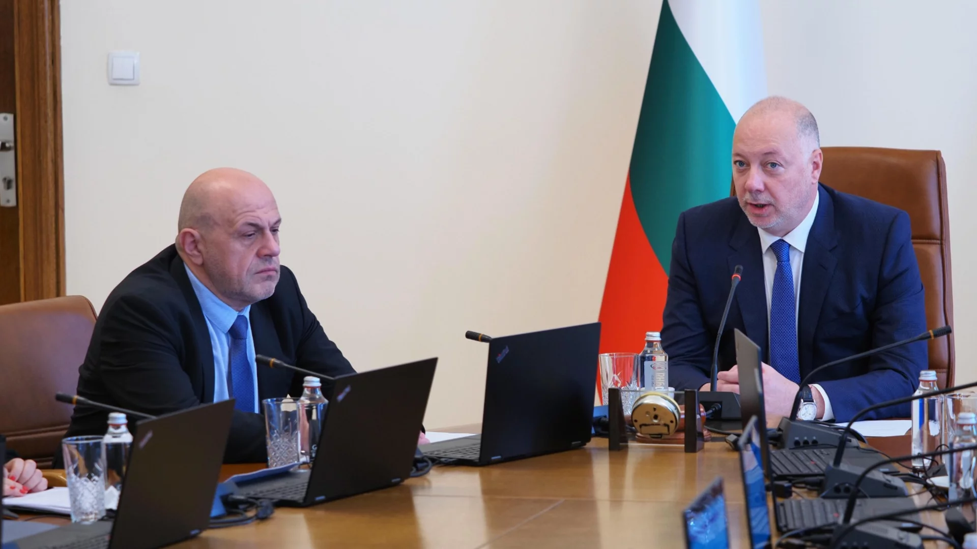 "Понеже съм сигурен, че никой няма да ни похвали": Желязков с комплименти за европарите и нито дума за КПК