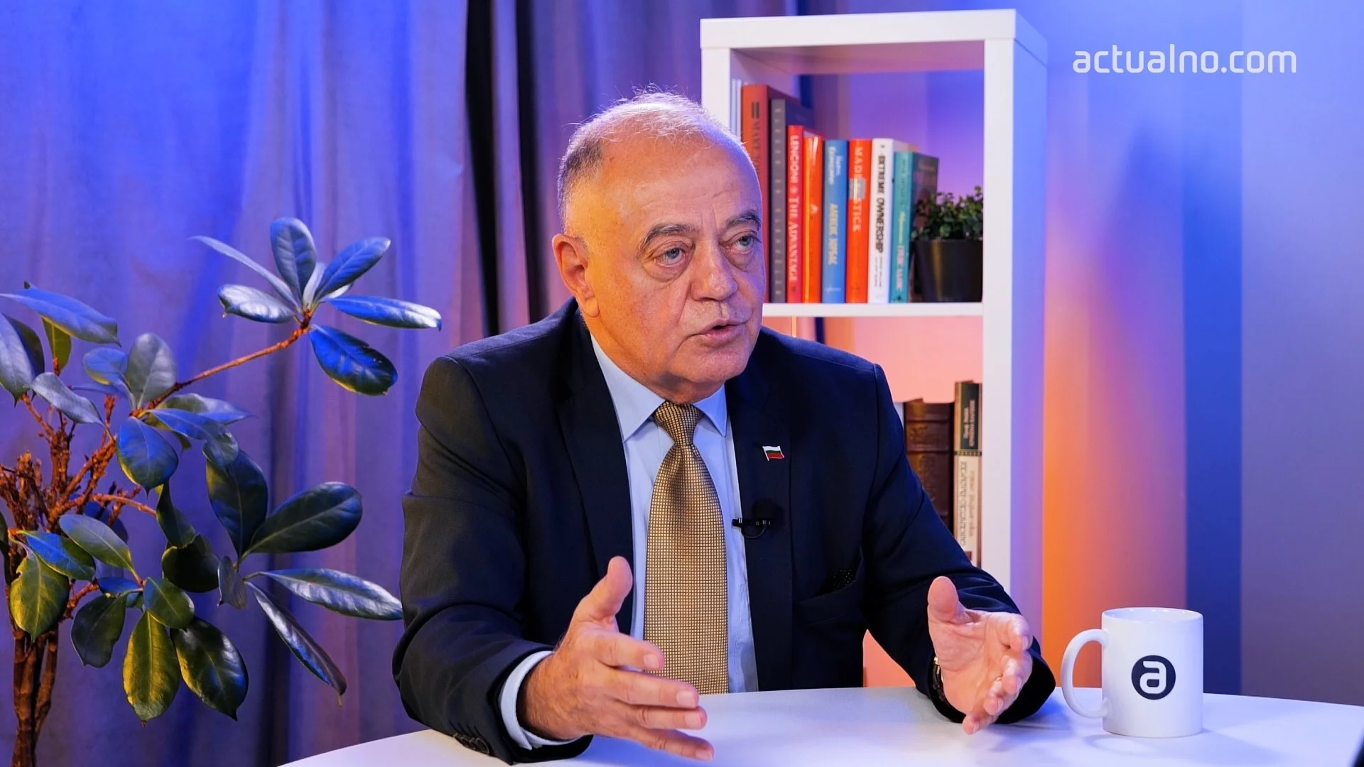 "Управляващите си играят с огъня , "Лукойл" може да ни струва скъпо": Атанас Атанасов пред Аctualno (ВИДЕО)