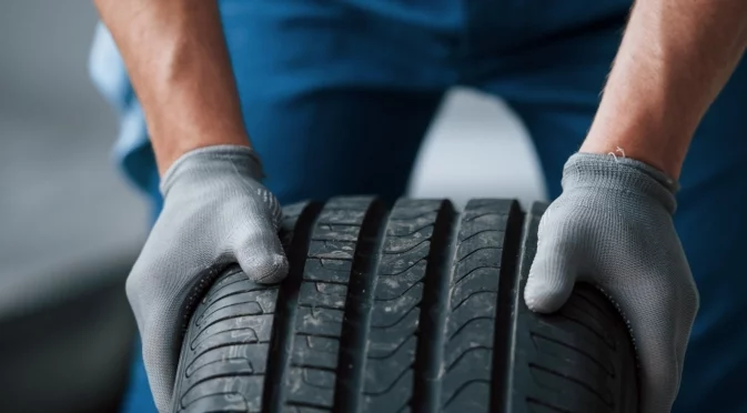 Как е правилно да се съхраняват гумите - прави или легнали и при каква температура