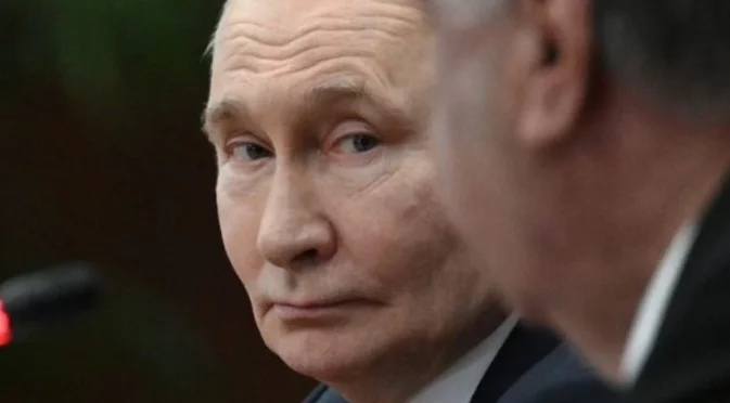 Тръмп иска да реши проблем, Путин се прави на Петър I и Екатерина Велика едновременно