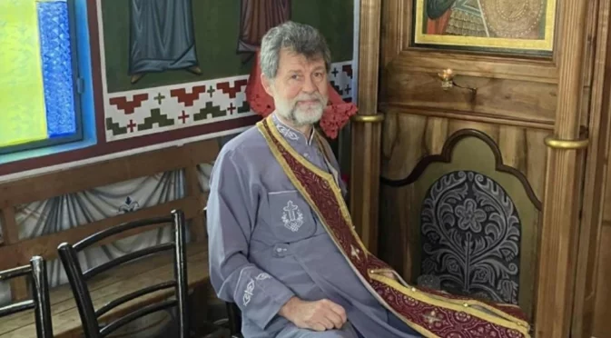 Цял живот помага на хората. Да подкрепим отец Неделчо за лечението му