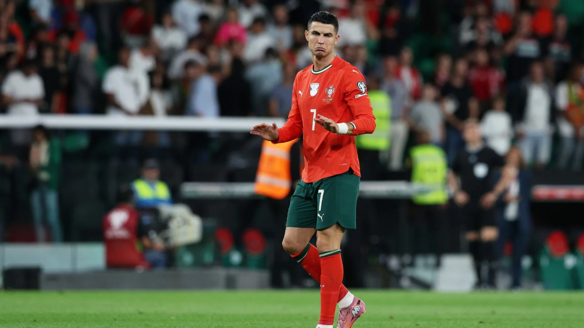 Кристиано Роналдо преди гостуването на Ирландия: Обещавам да бъда послушен