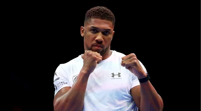 Антъни Джошуа преговаря с Джейк Пол, мачът е планиран за декември