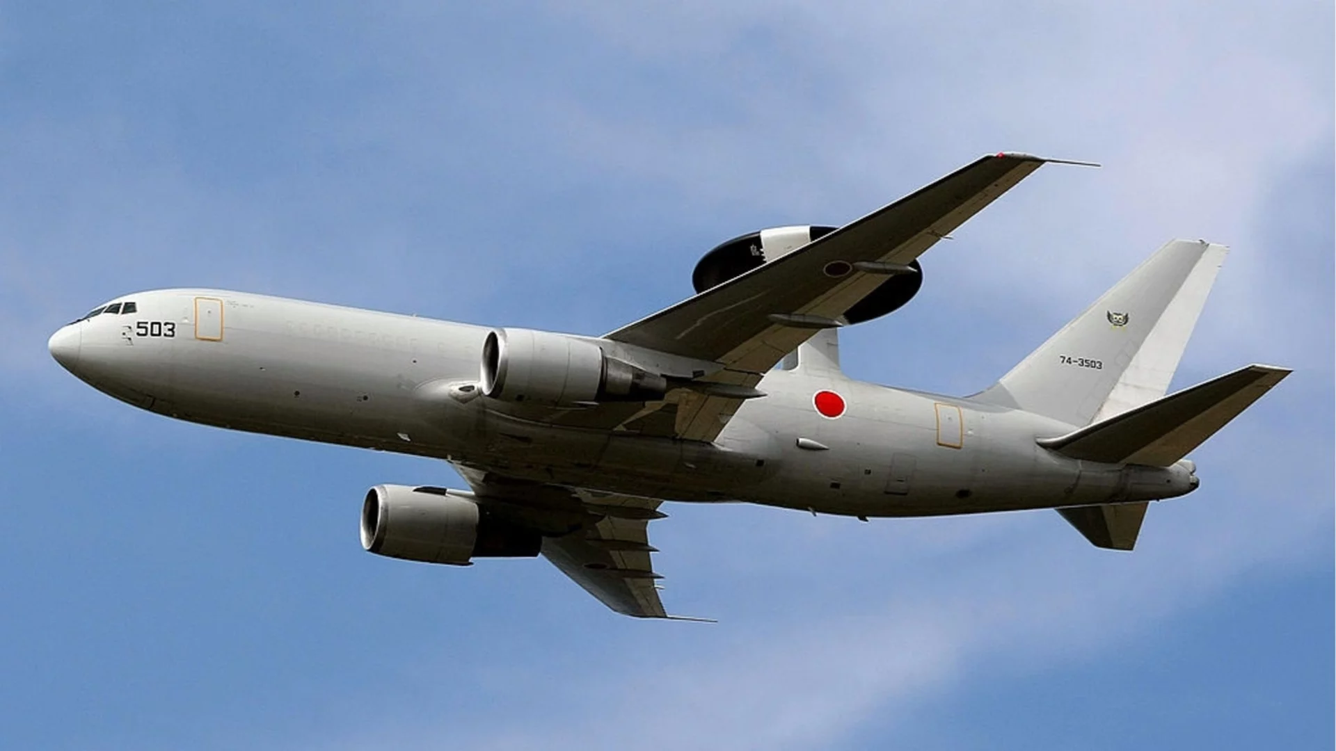 НАТО реши: Няма да заменя самолетите АУАКС с "Боинг"