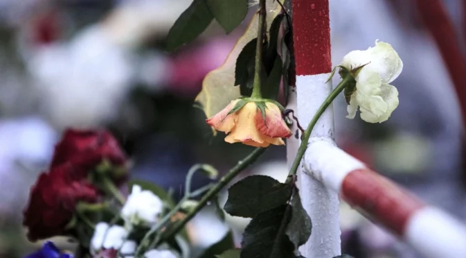 10 години след ужаса: Франция отдава почит на жертвите на терористичните нападения в Париж