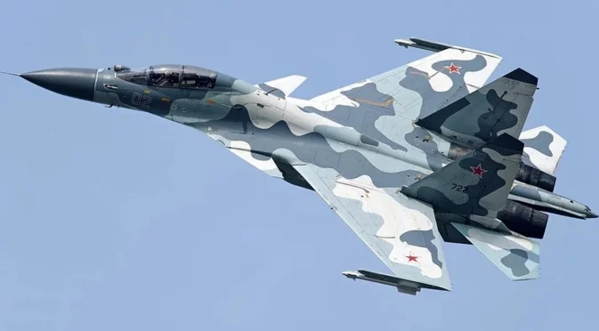 Изтребител Су-30 се разби в Русия (ВИДЕО)