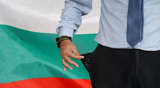 Бъркането в джоба нагледно: Вижте колко пари губим всеки месец с новия бюджет