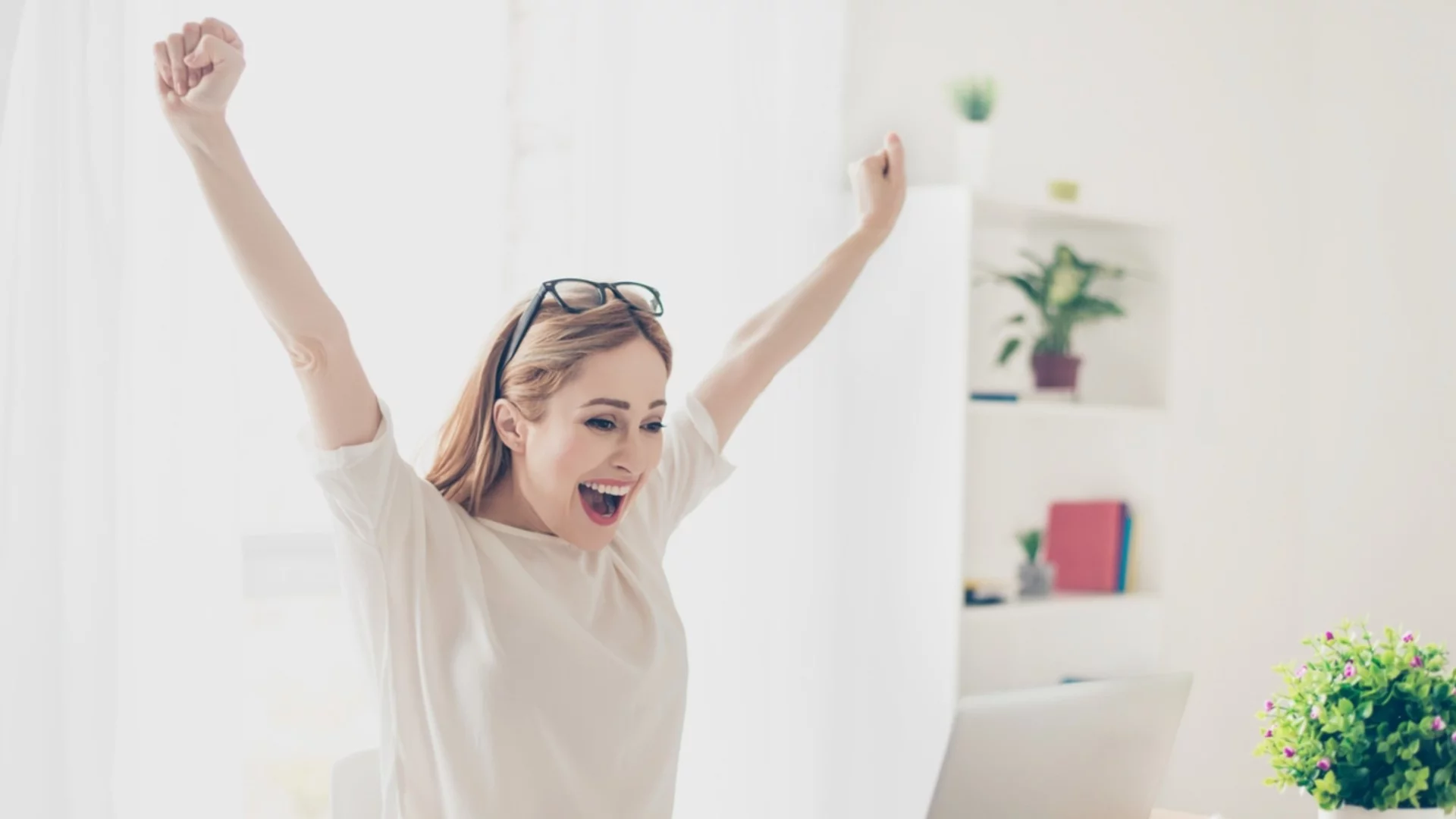 Хороскоп за утре, 17 ноември: Раците ще постигнат големи успехи, а Девите ще се изправят пред стари проблеми