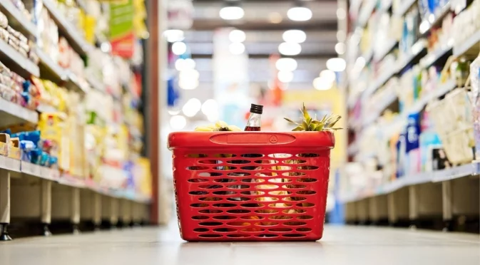 Цените в малката кошница поскъпват леко: КНСБ с нови данни