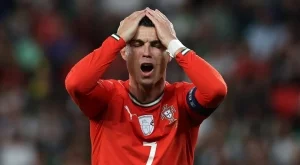 От шоу до сбивания: всички червени картони на Кристиано Роналдо