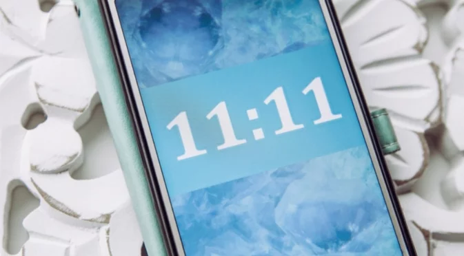 Какво означава, когато видите 11:11 на часовника си според датата ви на раждане?