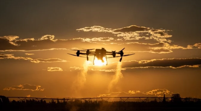 Украйна с нова среднощна атака, удари важна металургична фабрика в Донецк (ВИДЕО)