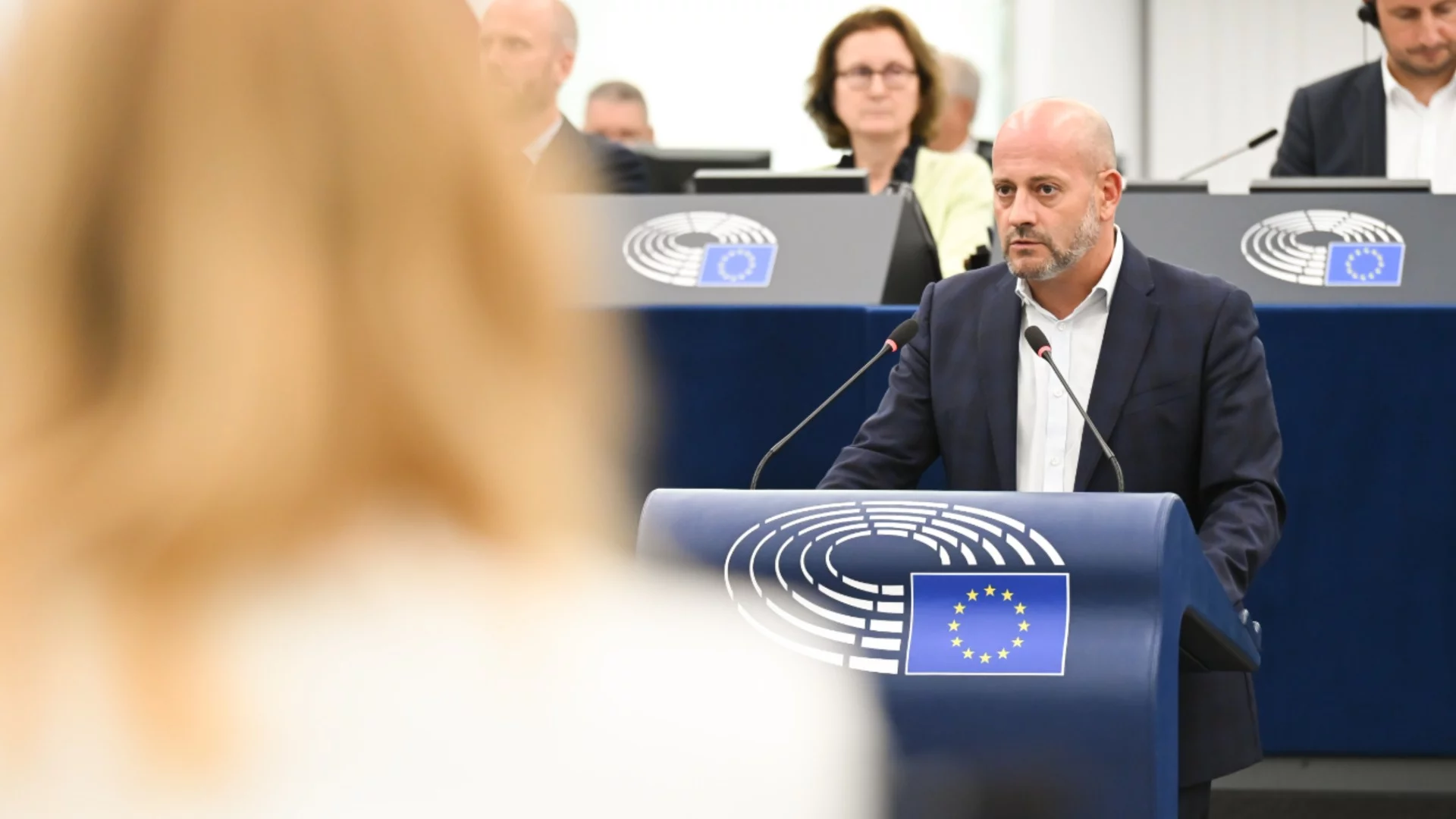 От Брюксел до 6-то РПУ: Кой е синът на Радан Кънев, арестуван за притежание на наркотици?