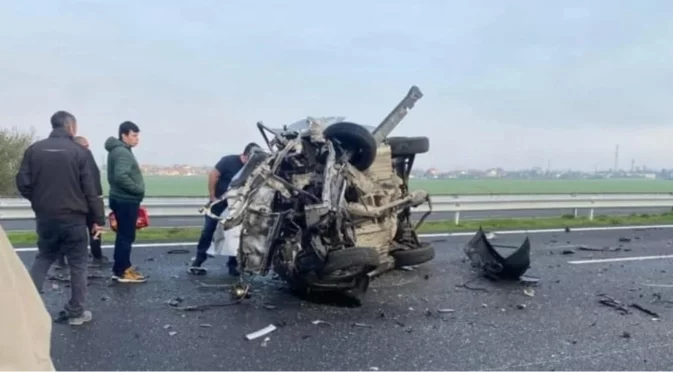 Тежка катастрофа на АМ "Тракия" взе жертви и блокира движението