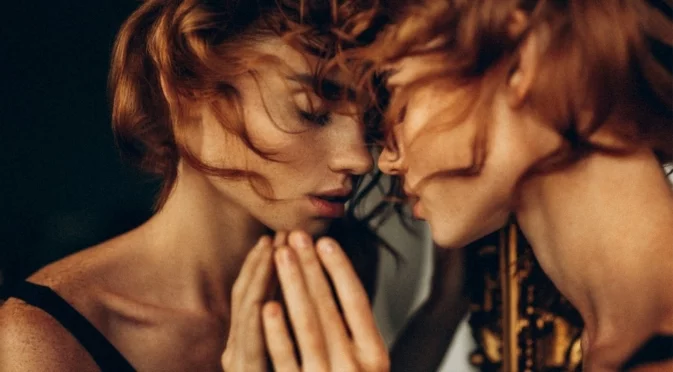 Край на стария цикъл: Тези зодии претърпяват дълбоката духовна промяна до януари 2026 г.