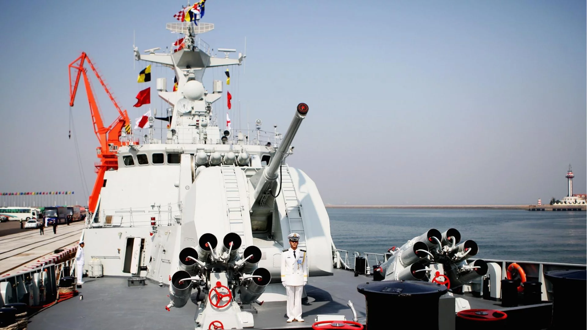 Високо напрежение: Китайски въоръжени кораби навлязоха в японски води