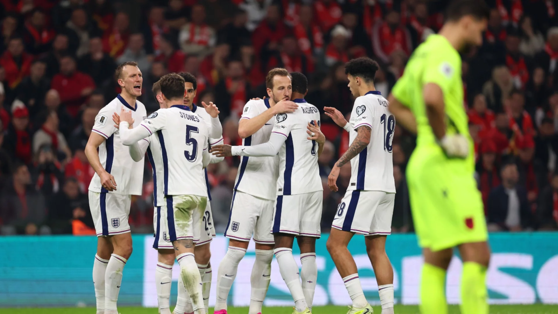 Англия завърши квалификациите с невероятно постижение, Украйна ще играе плейоф за Световното