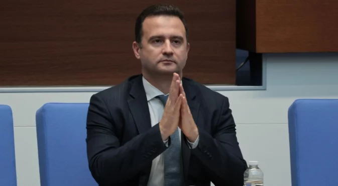 Жечо Станков: Спецов е гаранцията пред САЩ, че пари от "Лукойл" няма да стигнат до Русия