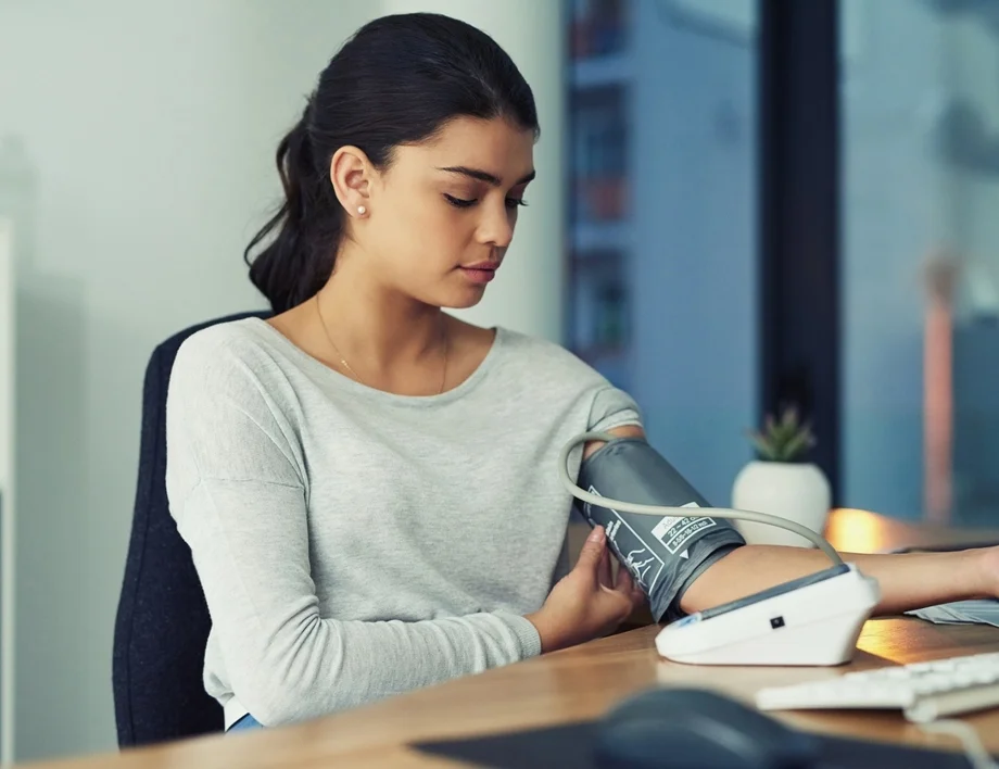 Победи кръвното ОТ РАЗ и дългосрочно - полезни ТРИКОВЕ без никакви хапчета