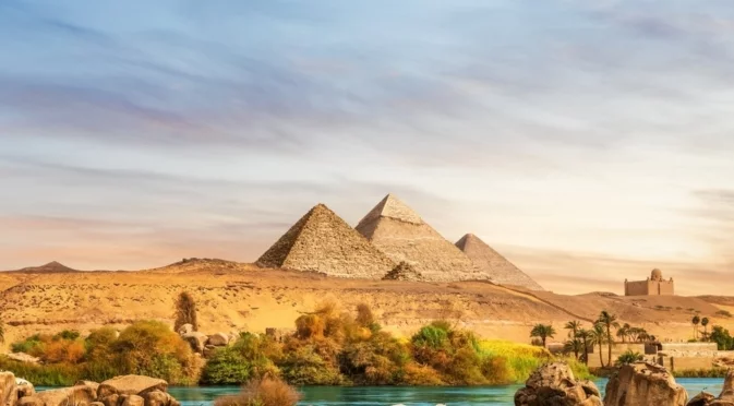 Мистериозни празнини в една от пирамидите в Гиза смаяха учените