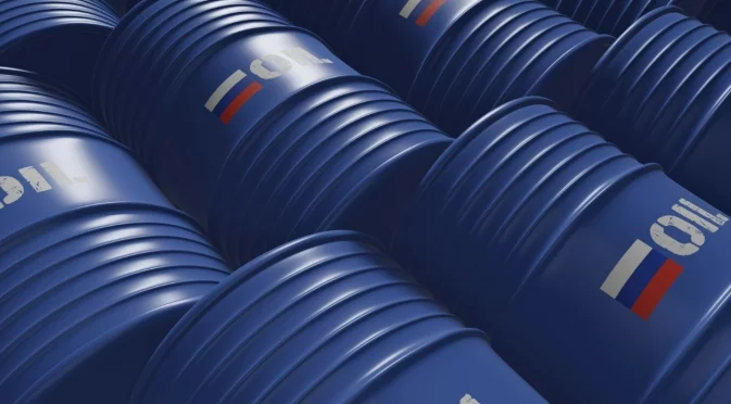 Цената на руския петрол падна драстично