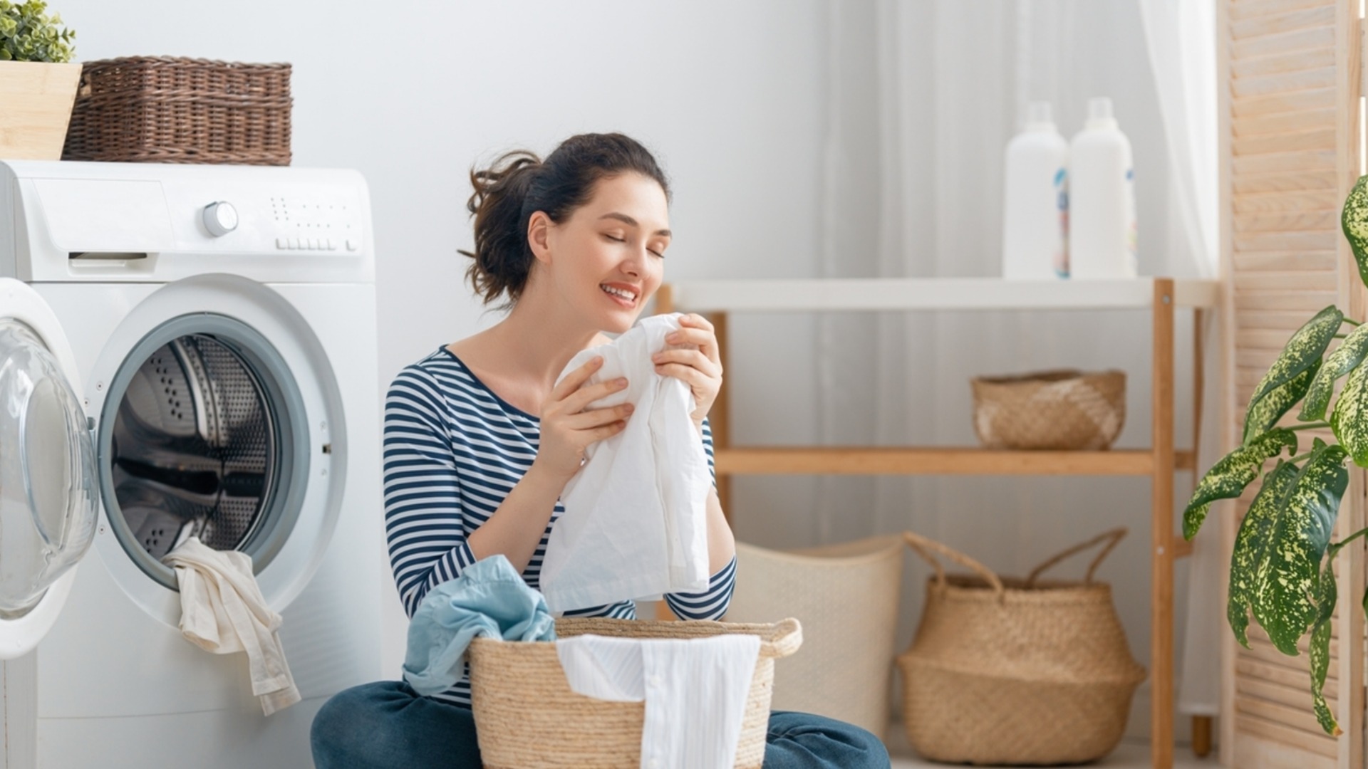 Отворена или затворена - как е правилно да държите вратата на пералнята, когато не работи