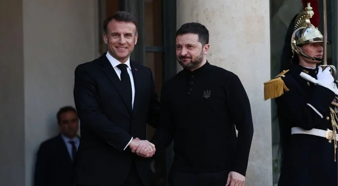 Зеленски търси френска подкрепа за усилване на украинската противовъздушна отбрана