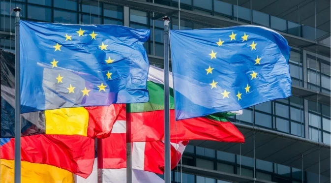 Първи резултати от харчовете на властта: ЕК прогнозира забавяне на растежа на българската икономика