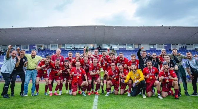 Закъсал тим от Първа лига поглъща кандидат за елита?