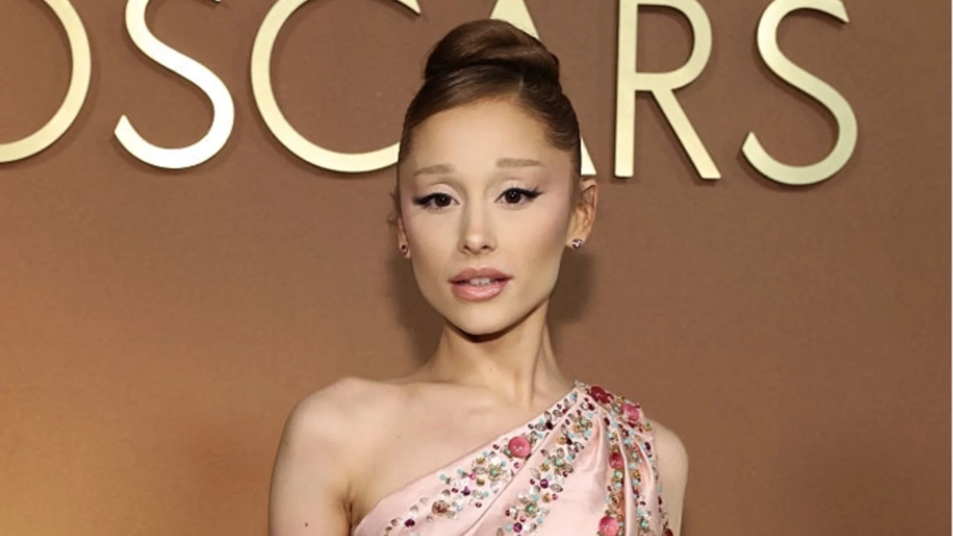 Лишен от свобода: Осъдиха мъжа, нападнал Ариана Гранде