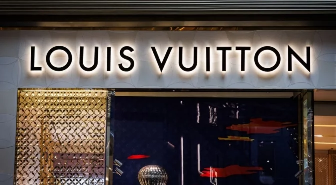 Като във филмите: Маскирани обраха магазин на Louis Vuitton