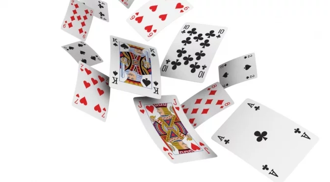 Утре Лъв, Скорпион + още 2 зодии ще разберат, че кьорав карти не играе