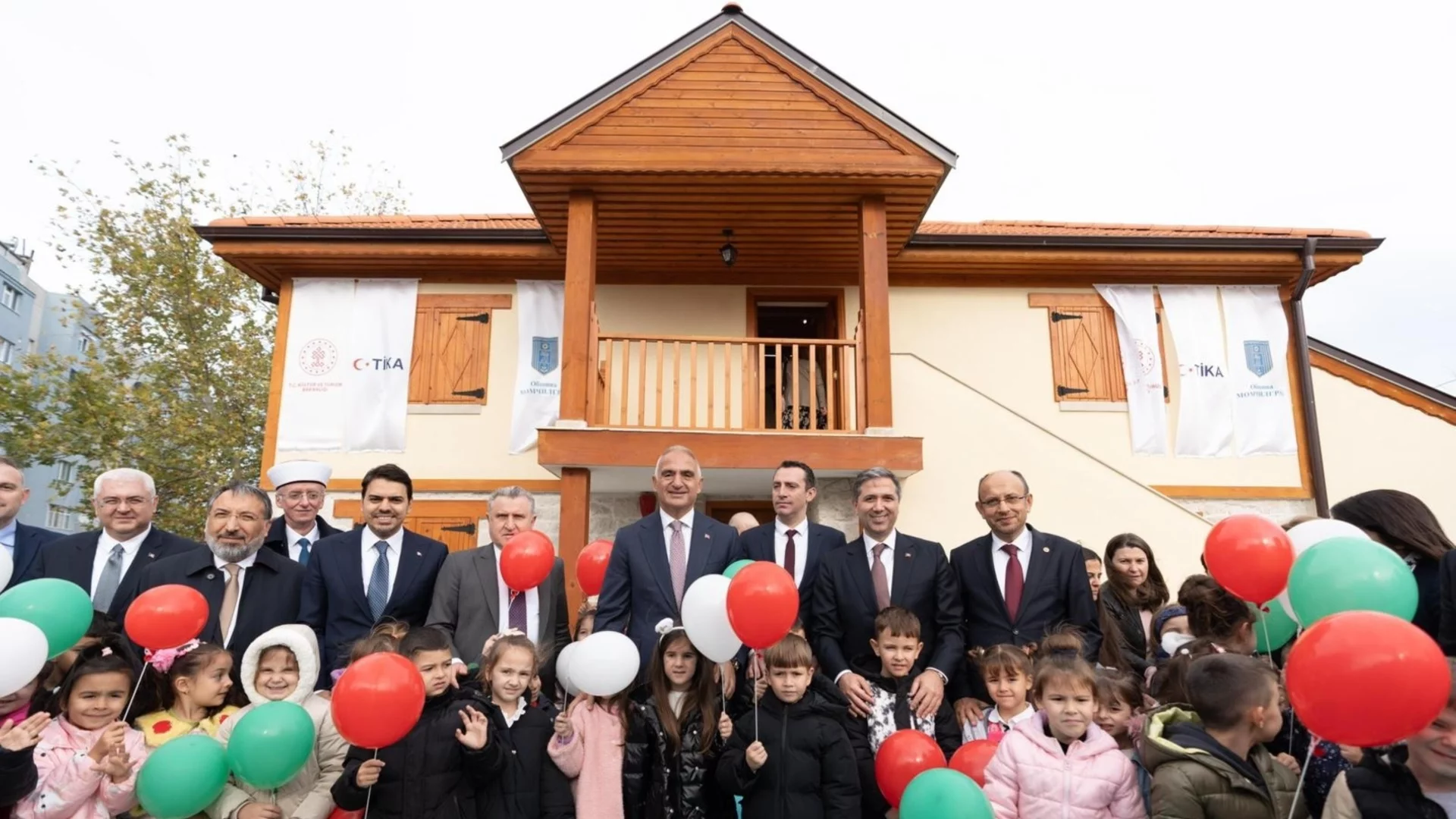 В Момчилград откриха Къща-музей на Наим Сюлейманоглу (ВИДЕО)