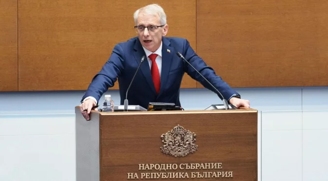 Денков: Благо Коцев и Никола Барбутов са изтезвани от двама психопати в "карцера"