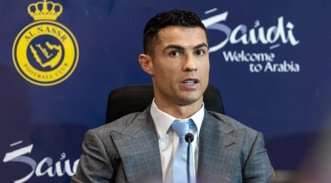 Кристиано Роналдо благодари на Доналд Тръмп и даде обещание (СНИМКА)