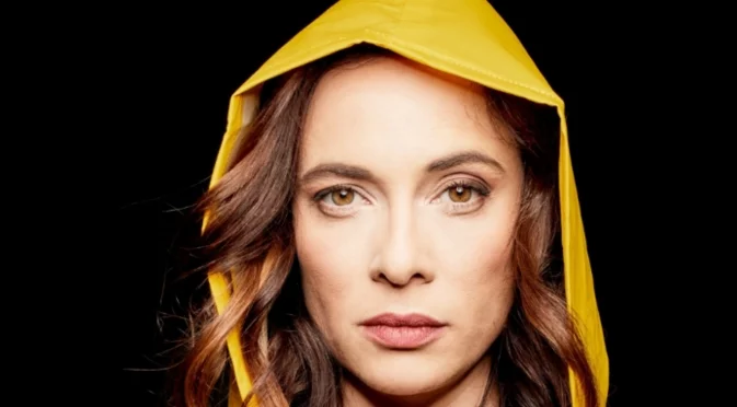 "Ти па кво ревеш, вземи направи нещо!”: Весела Бабинова с призив за протест