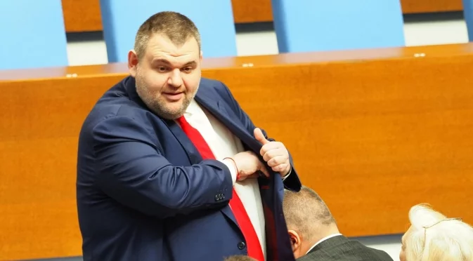 Игрален филм за Делян Пеевски: Възможни жанрове и сюжети