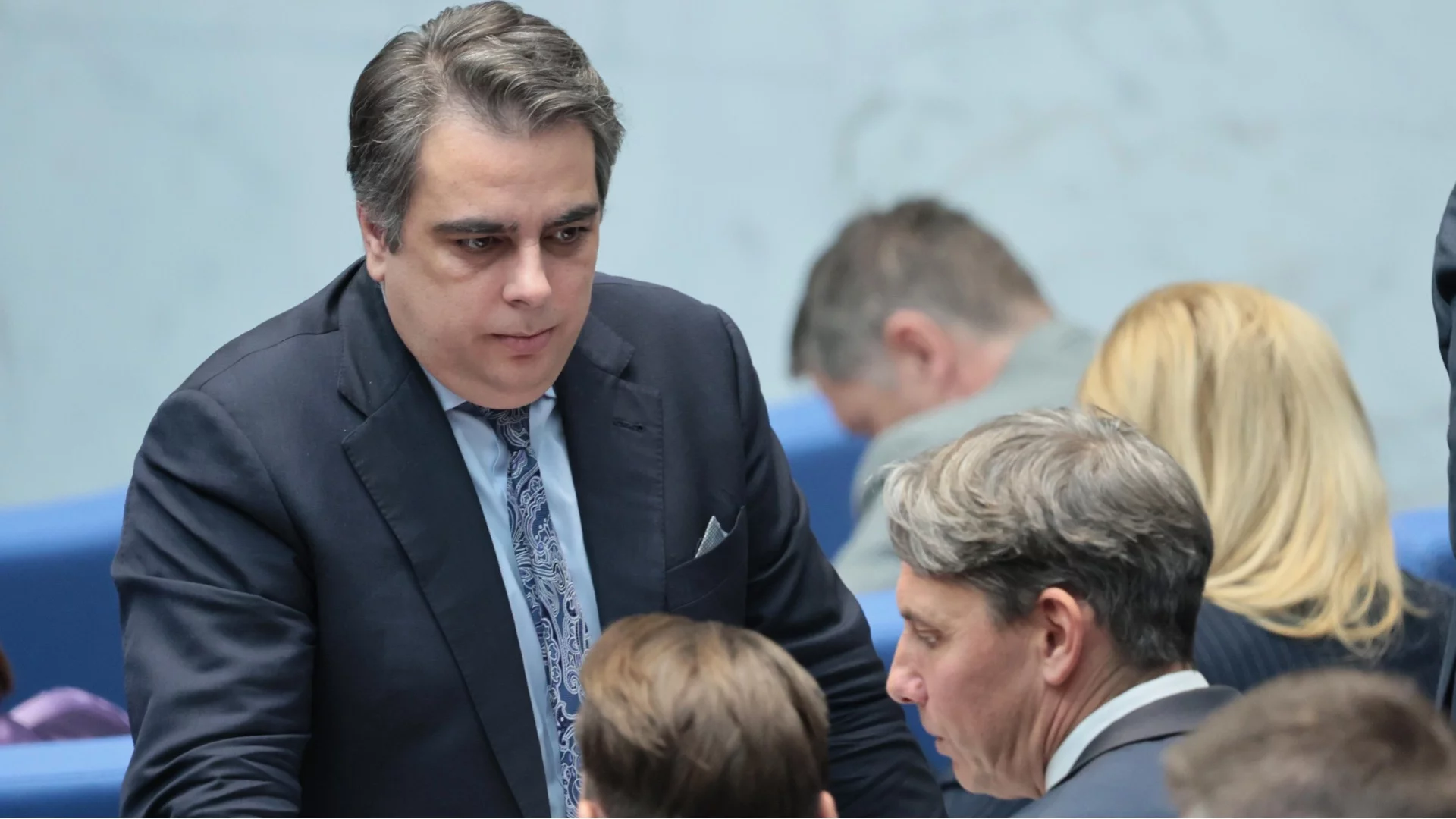 Бюджетът влиза в пленарна зала още тази седмица