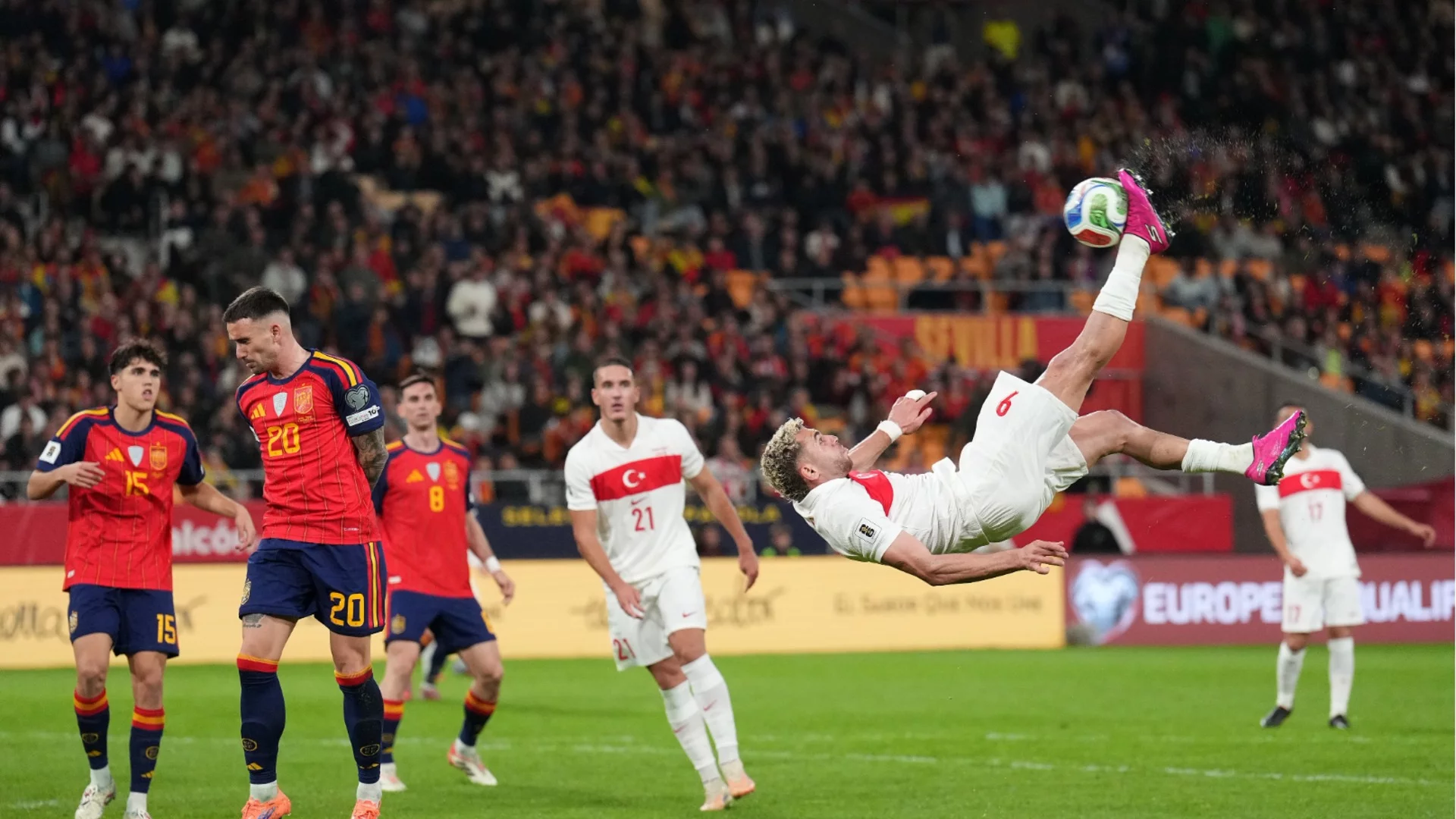 Испания и Турция си спретнаха голово шоу, Северна Македония бра голям срам (РЕЗУЛТАТИ)