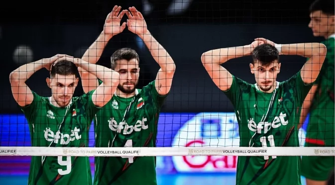 По примера на братя Николови: Алекс Грозданов също блести за клубния си отбор