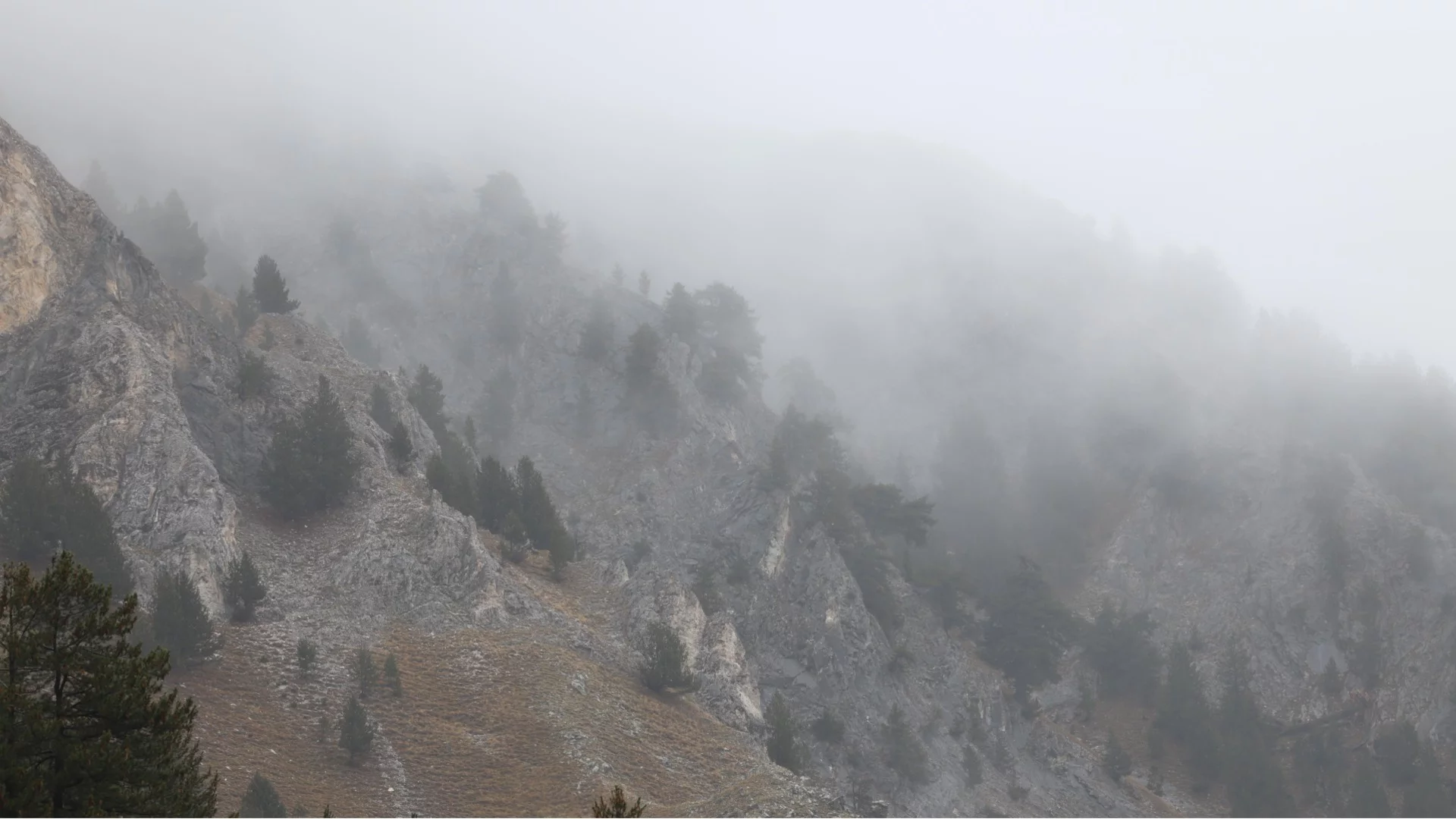 Опасно време в планините