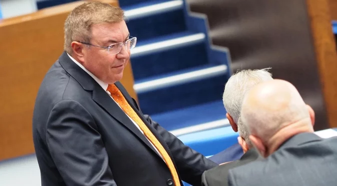 Бюджетът на НЗОК мина на първо четене с 260 млн. евро за заплати в болниците