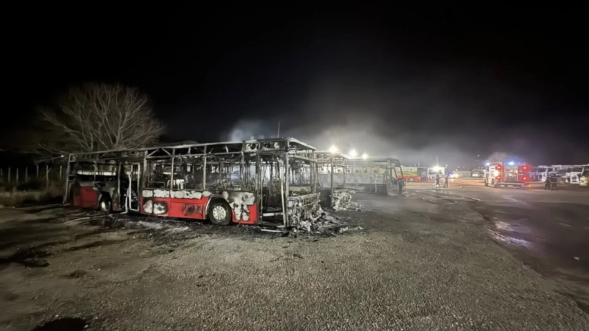 "След инцидента с изгорелите автобуси": Общинският съвет в Костинброд отпусна пари за закупуването на нови