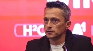 Христо Янев има един проблем за разрешаване преди мача с Ботев Пловдив