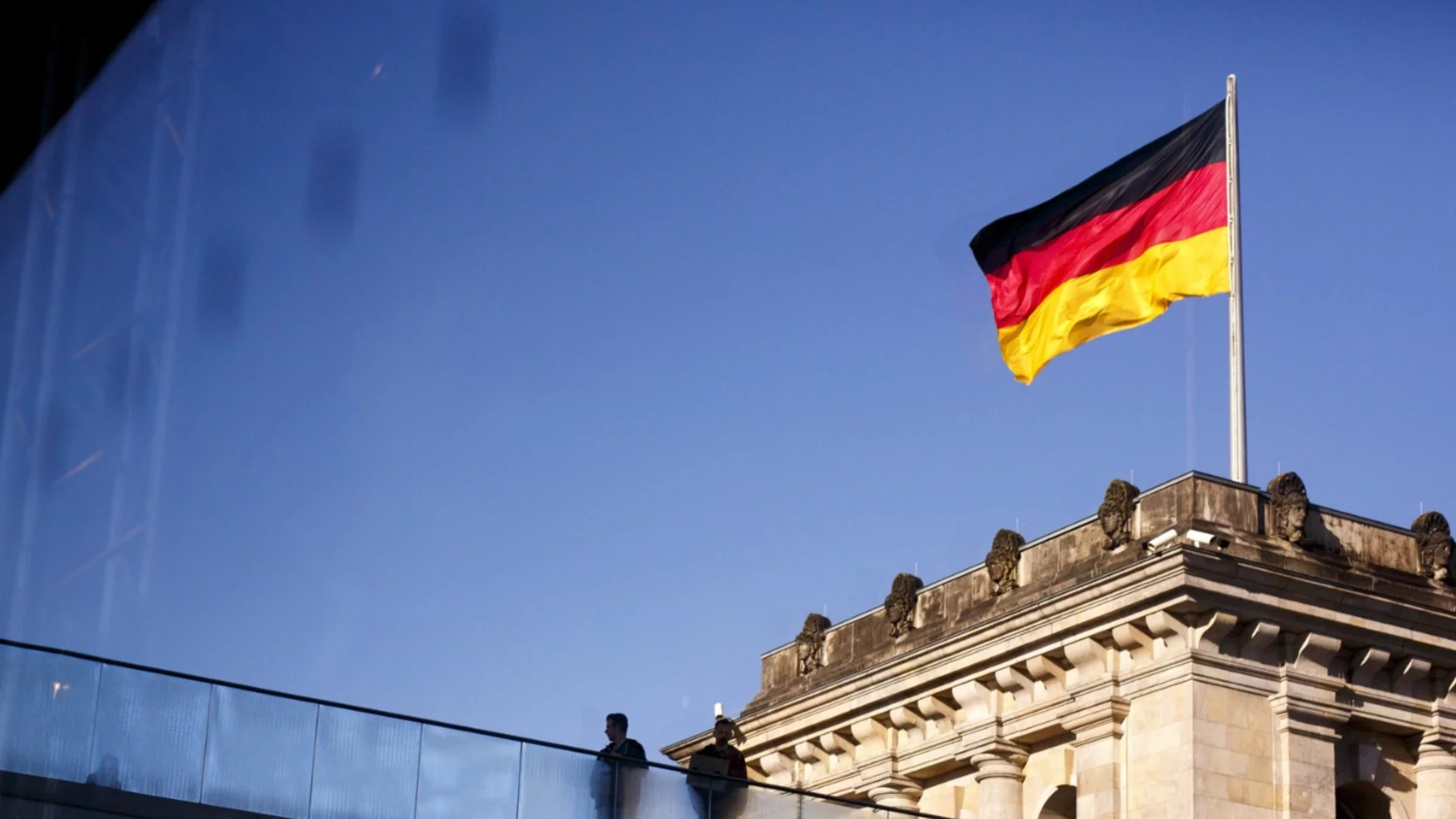 "Българската общност се гордее с мен": Един български ром в Дуисбург, който помага и вдъхновява