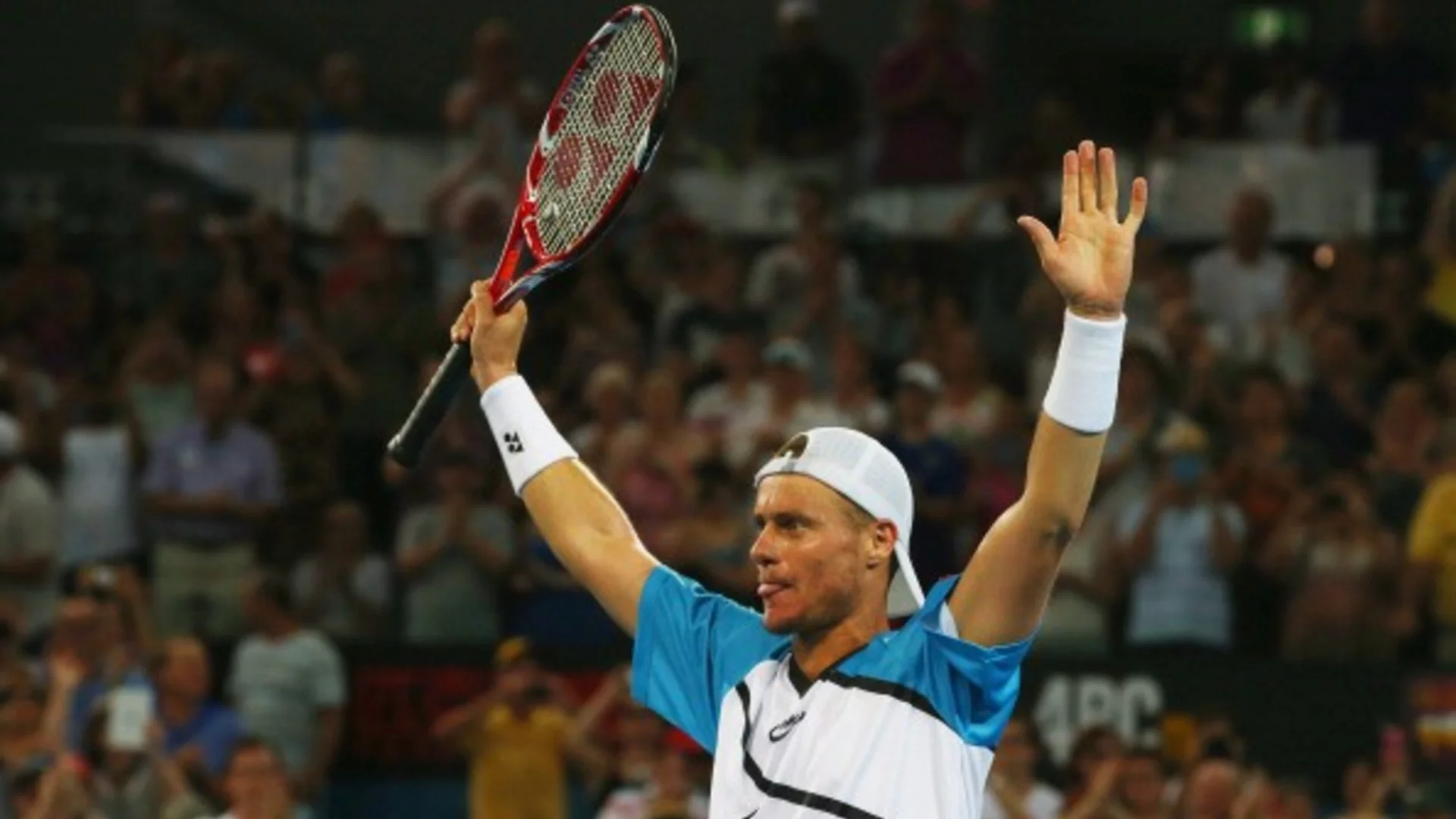 След 10 години извън тениса: Австралийска легенда се завърна на корта, за да играе на двойки с непълнолетния си син