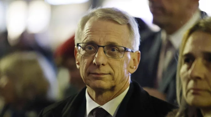 Николай Денков: Очакваме това експресно заседание на ОИК-Варна да опита да отстрани кмета преди решението на съда