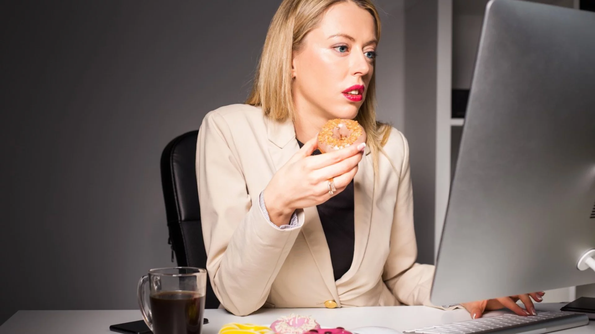 6 храни, които тайно изцеждат енергията ви през деня