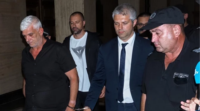 Гледат искането за отстраняване на Коцев в неделя: ПП-ДБ с остра позиция